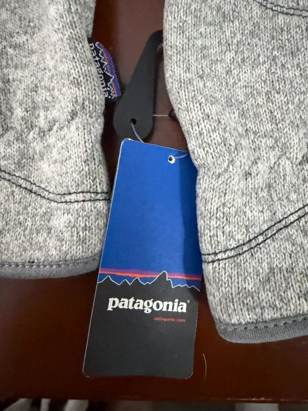 Patagonia Women’s Better Sweater Gloves Natural Gray Size L NWT 34671